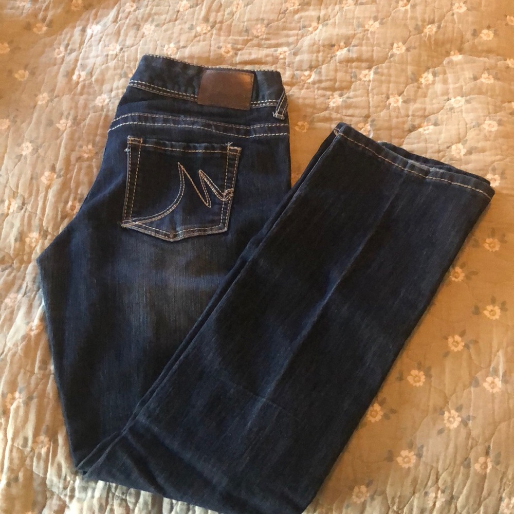 Maurices jeans